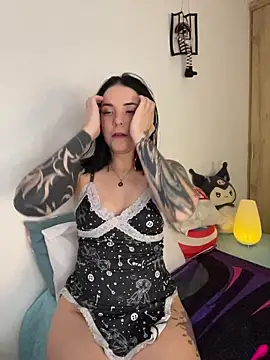 katherine Murph online show from March 27, 7:03 pm