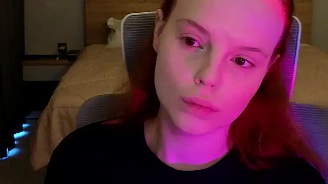 mollybossy online show from April 5, 12:09 am