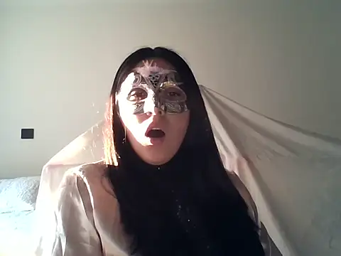 little kiten online show from March 13, 10:55 pm