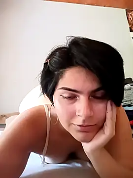 TuJenny online show from April 11, 6:22 pm