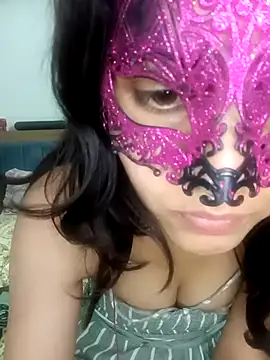 Hottymahi7 online show from April 19, 6:10 pm