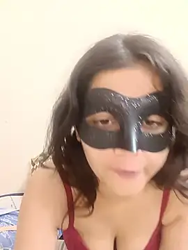 Hottymahi7 online show from June 16, 7:37 pm