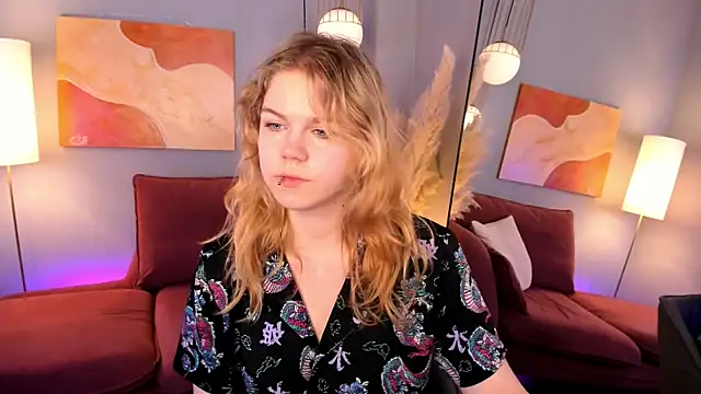 ElizabethVane online show from July 30, 5:41 am