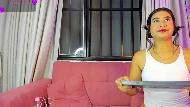 AlondraSoomer online show from April 22, 4:53 am