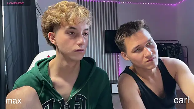 Hunks bromance online show from March 30, 12:38 pm