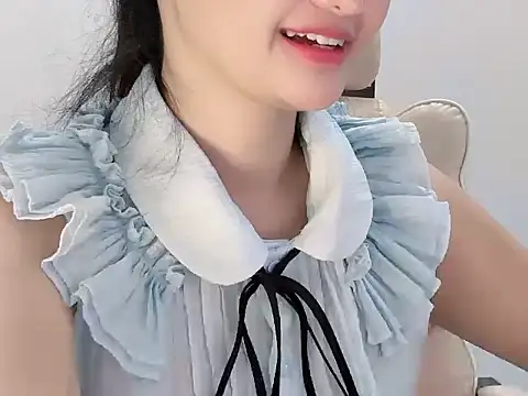 AmyLinee 1 online show from June 9, 3:39 am