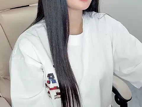 AmyLinee 1 online show from June 10, 6:01 am