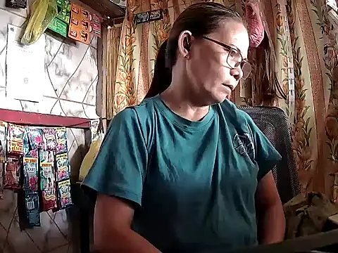 mommylicious 23 online show from August 6, 1:01 am