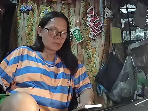mommylicious 23 online show from July 28, 12:48 pm