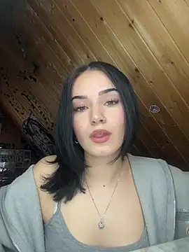 hellokiityy online show from March 21, 1:16 pm