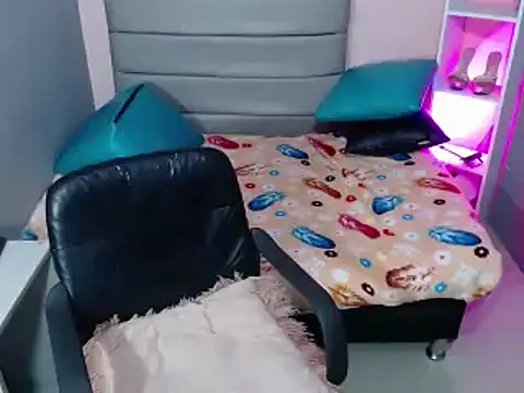 alma ramseycm online show from May 3, 4:16 am