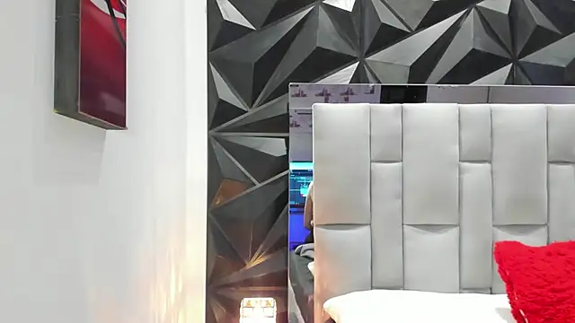 RabbitFox  online show from March 28, 12:15 pm