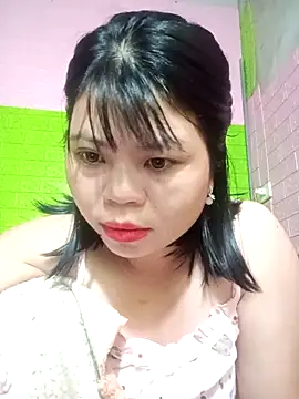 Dumi 009 online show from May 3, 9:29 pm