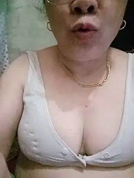 Funsexy1 online show from May 30, 4:32 am