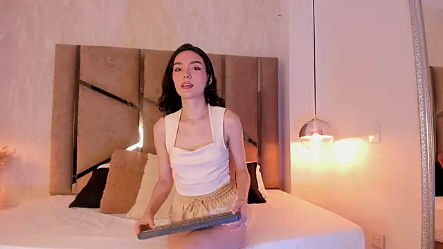 Bella Nova   online show from March 22, 8:37 pm