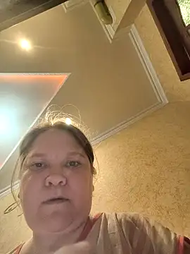  Yourpussy  online show from May 6, 4:33 pm