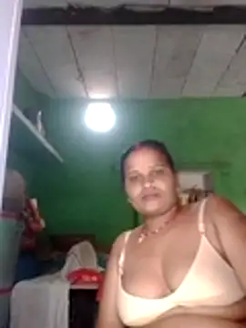 Shivani09900 online show from June 26, 6:14 am