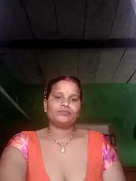 Shivani09900 online show from July 4, 5:03 am