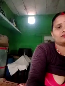 Shivani09900 online show from June 15, 4:34 am
