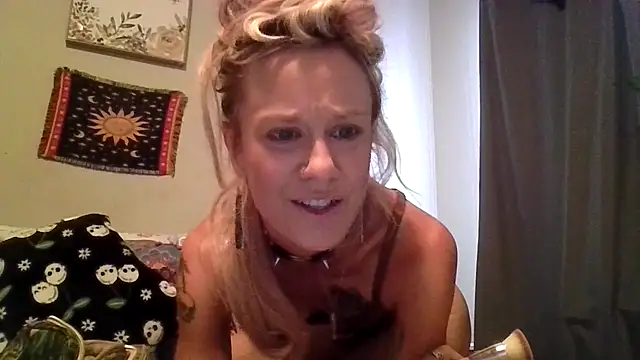 batshtcrzybbylov3 online show from June 24, 8:52 pm