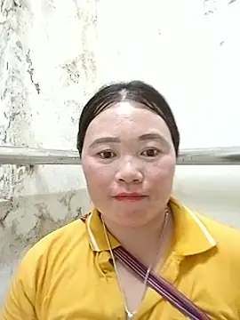 Lily Daisy online show from March 30, 2:49 pm