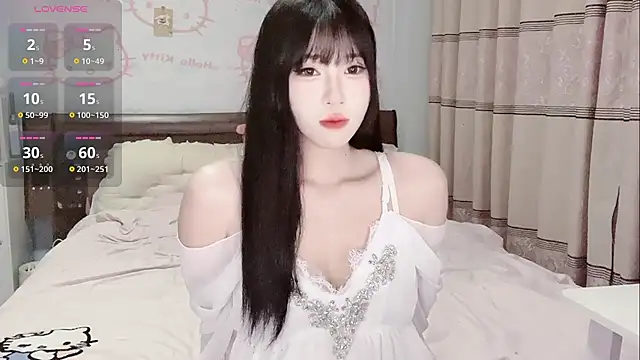 YINUO-QJ online show from April 21, 1:51 pm