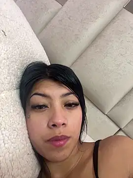 emilydolly  online show from March 28, 4:06 pm