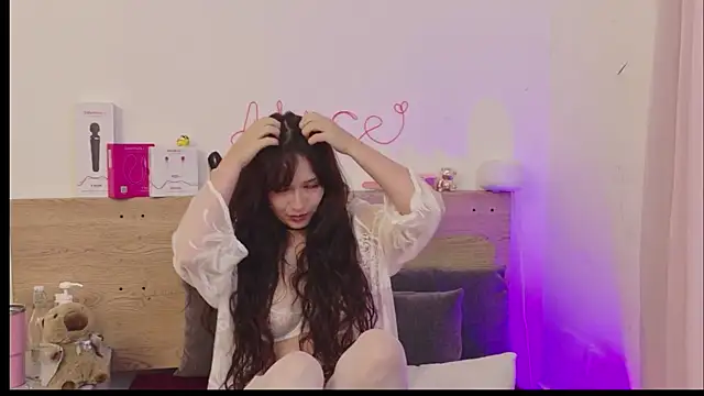 Sweet Alice S online show from June 25, 5:03 pm