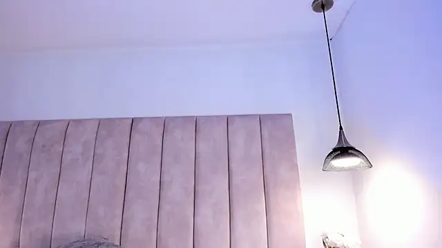 Noah perez  online show from August 4, 1:17 pm