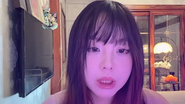 thelittlexx online show from May 1, 7:33 am
