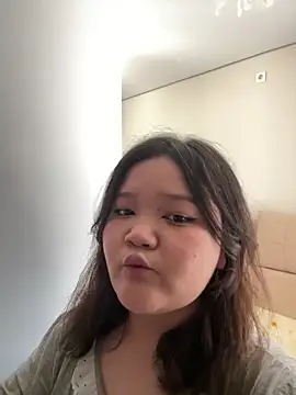 Lilit Akato online show from April 1, 9:10 am