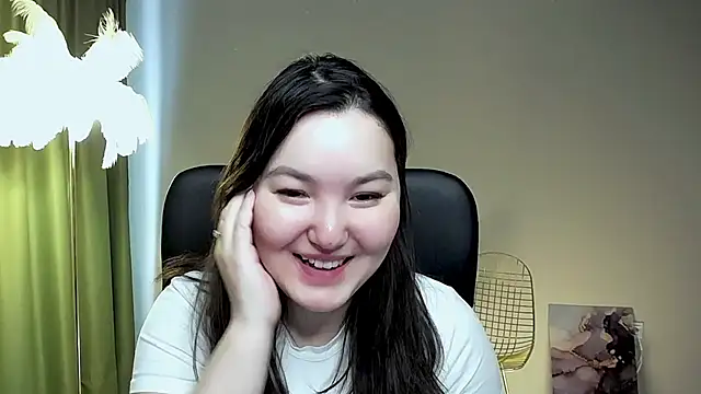 CamilaMartiez online show from May 1, 9:34 am