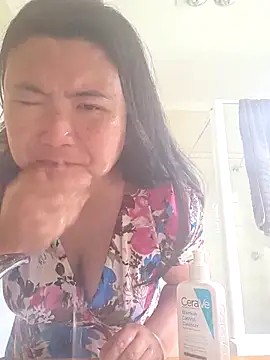 lolitataylor online show from March 30, 1:38 am