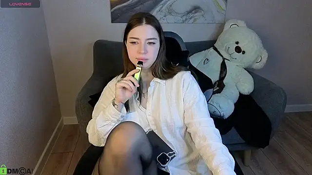 honey cherrry online show from May 19, 1:56 am