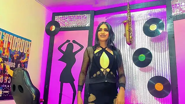  Cristal Paez   online show from April 1, 3:51 am