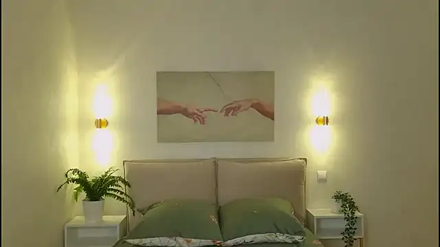 MellyAlfayi online show from March 31, 8:25 am