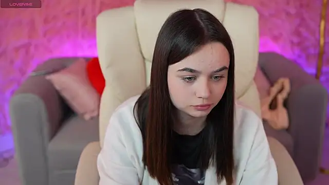 LeslyPeach  online show from March 27, 2:07 pm