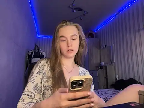 melissashineeee online show from April 29, 10:51 am