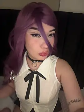 slyveon online show from April 2, 10:13 am