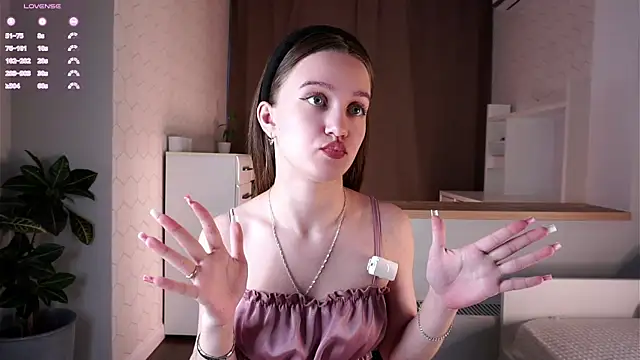 sinfulThea online show from April 29, 12:08 pm