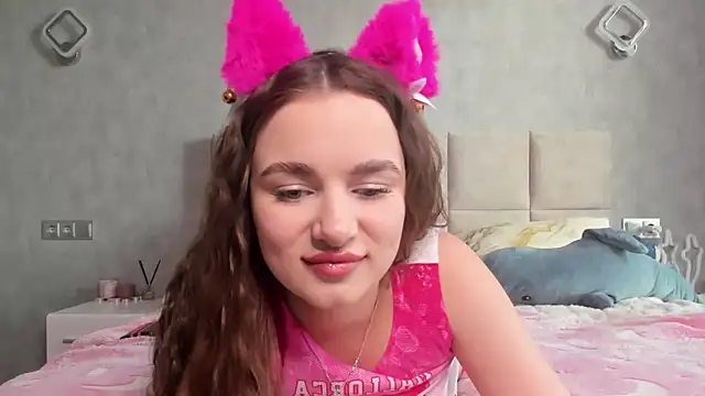 AlinaLuxxx online show from April 24, 3:04 pm