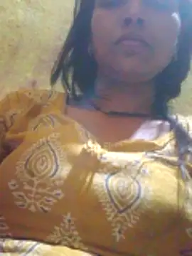 riyaa sexyy online show from May 7, 8:34 pm