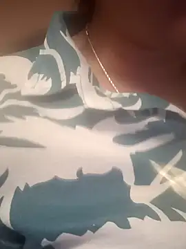 Cutie Girl546 online show from April 14, 9:48 pm