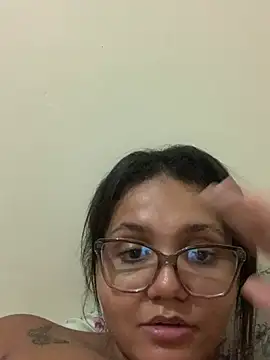 viviboraaaa online show from April 13, 3:30 am