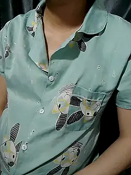 -Trang- online show from April 30, 11:52 pm