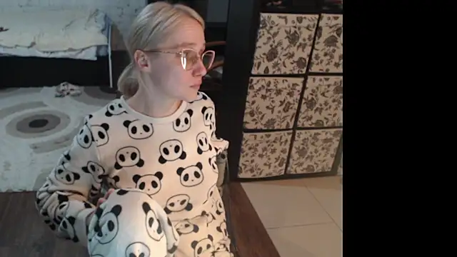 Sweet hot shrmp online show from April 20, 8:56 pm