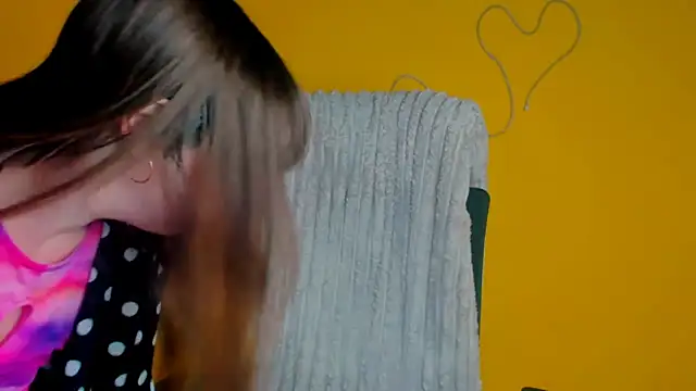 Tiffani Angel online show from May 14, 5:13 am