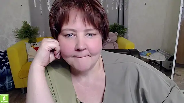 QUEEN02030 online show from April 30, 5:40 pm