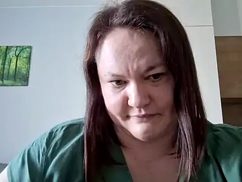 OpheliaMilf online show from April 15, 1:11 pm