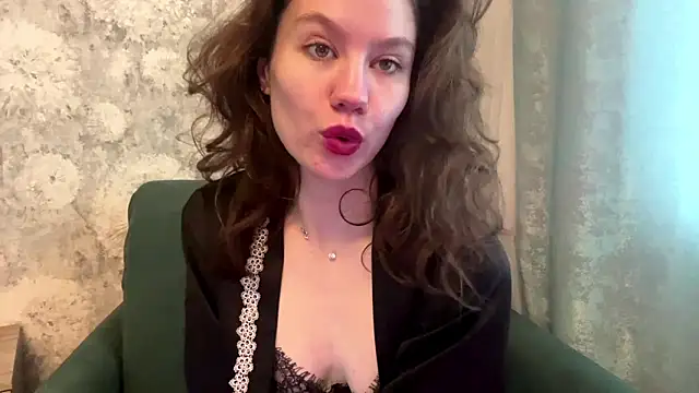SelenaKiss  online show from May 13, 5:46 am